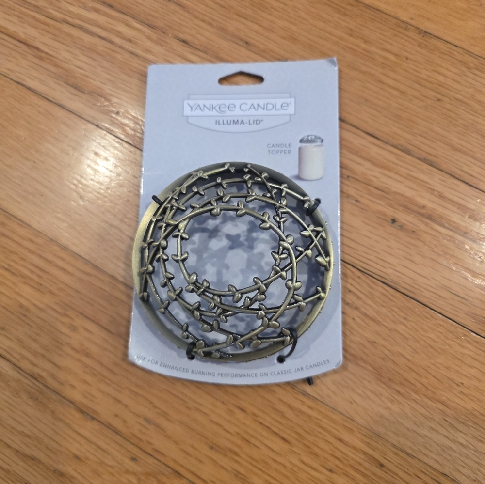 Yankee Candle Topper